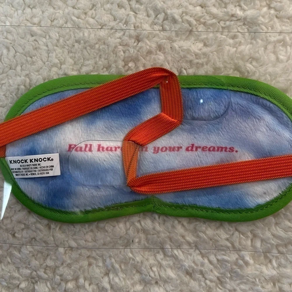 Knock Knock “Romantic Comedy” Dream Eye Mask
